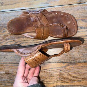 COLE HAAN leather sandal/very cute/10 (measures 10 3/4
